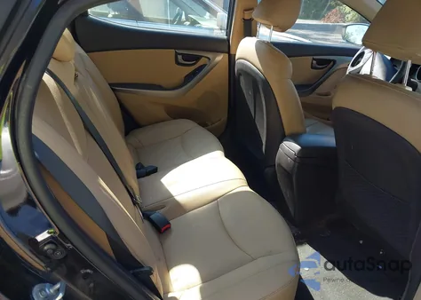 2012 Hyundai Elantra Gls/Limited z USA, uszkodzony, nr VIN 5NPDH4AE2CH113595